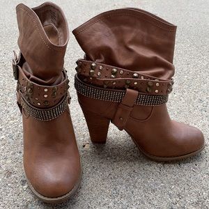 Not rated tan boots size 9